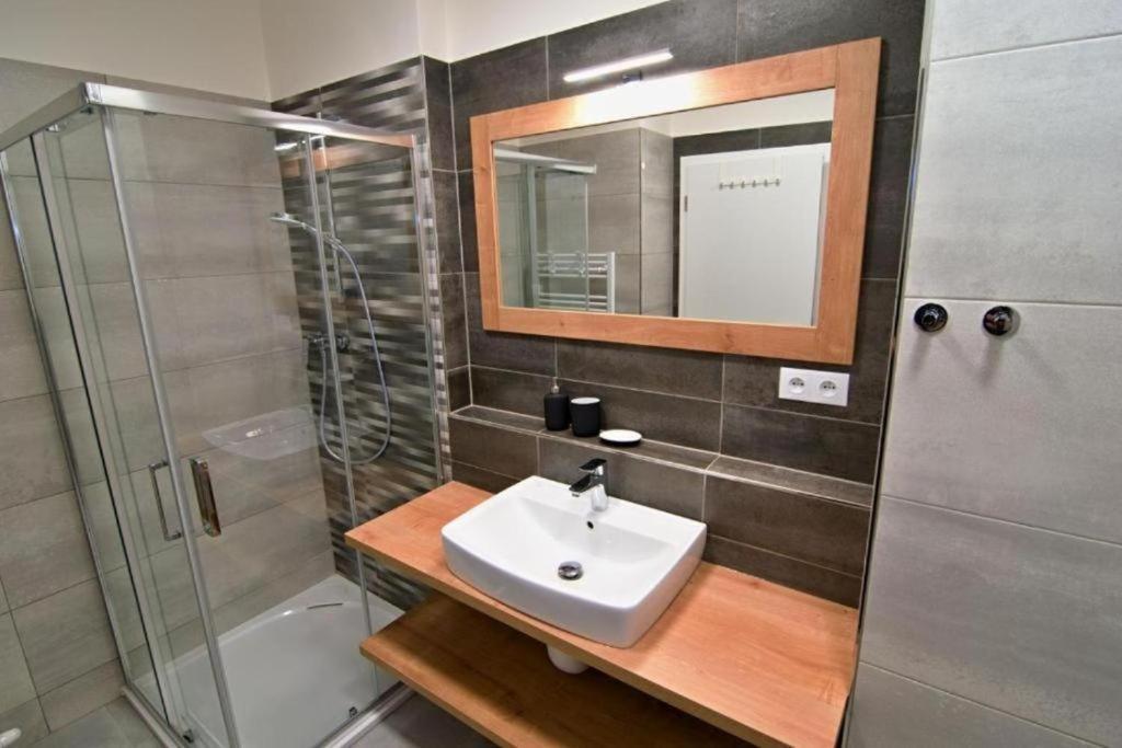 Apartment Korzo 318/3 Lipno nad Vltavou Buitenkant foto
